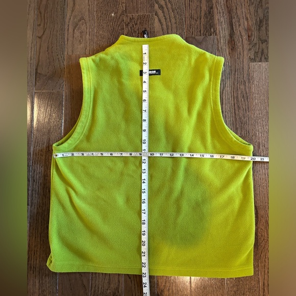 Fleece Vest in Green - size M - Picture 5 of 6